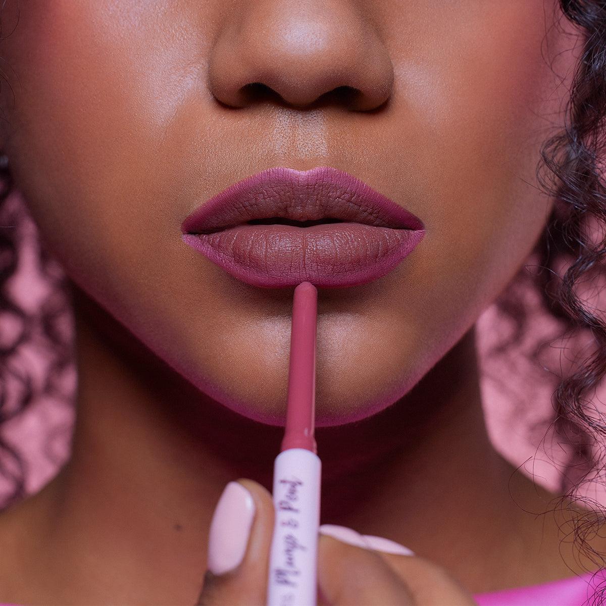 Plump & Pout Plumping Lip Liner