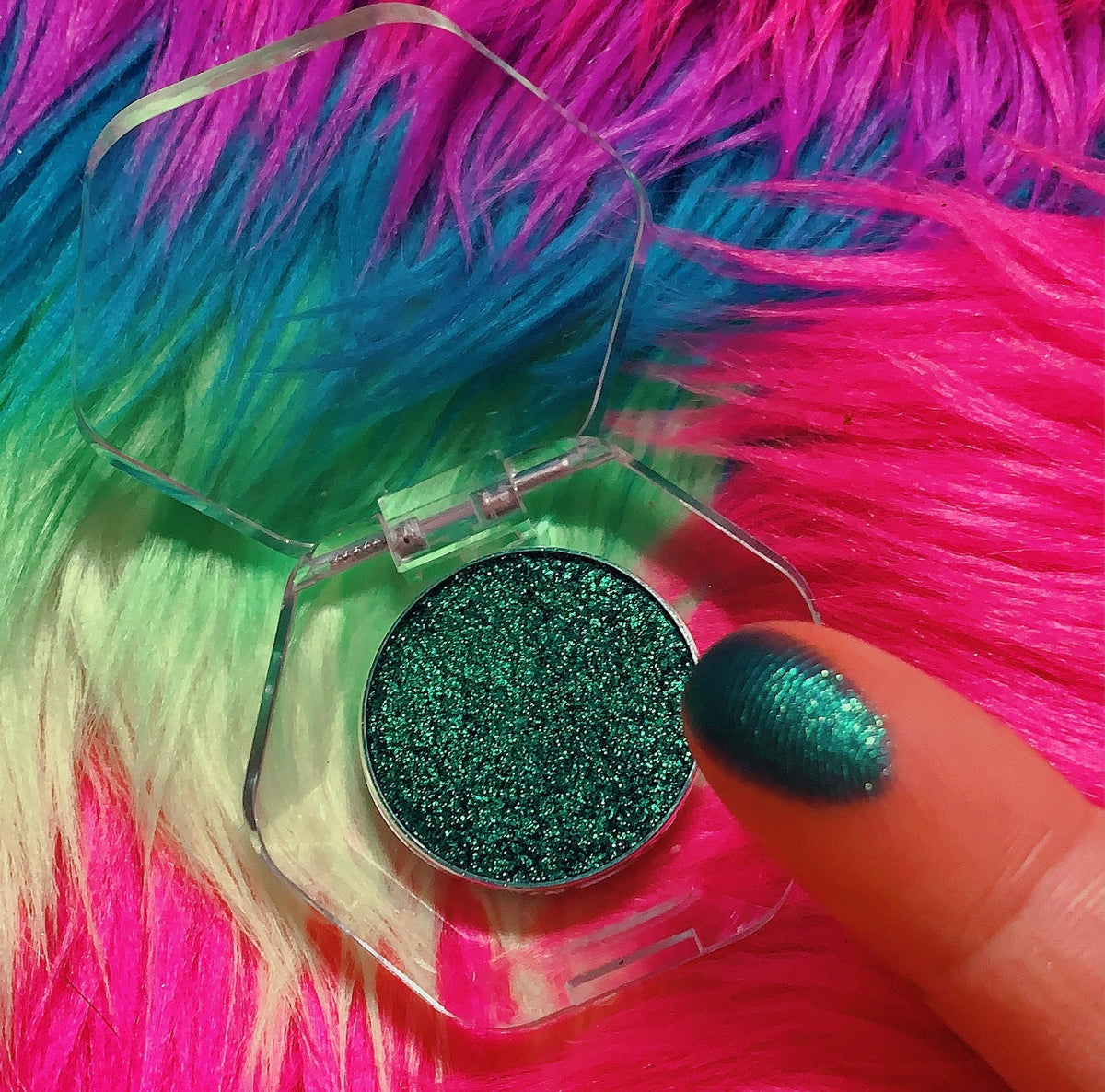 Inked Doll Cosmetics - *Lmt. Edt. Holiday* CHEMIS-TREE Pressed Duochrome