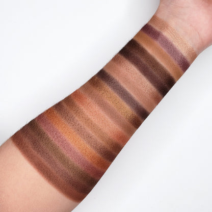 Crown Brush - JAVA EYESHADOW PALETTE 35J
