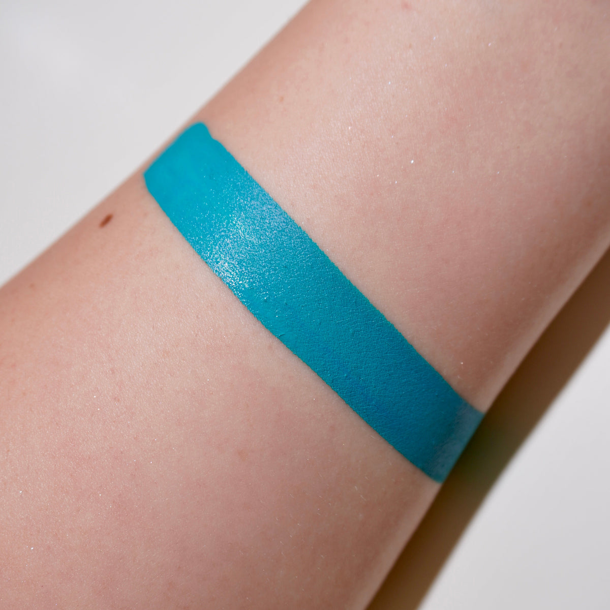Seltzer (UV Aqua) Wet Liner® - Eyeliner - Glisten Cosmetics