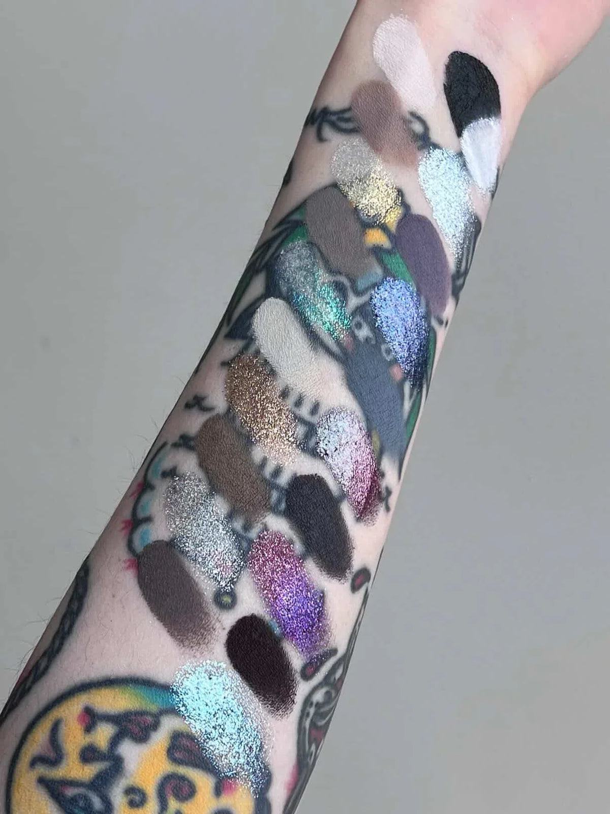 Yin & Yang X Freya86_ff Palette - Bellabeautébar